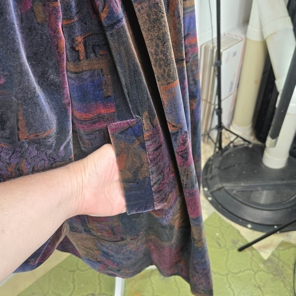 Vtg 80s De Ball Velvet Portrait multicolor abstract swing open front coat - Picture 7 of 12